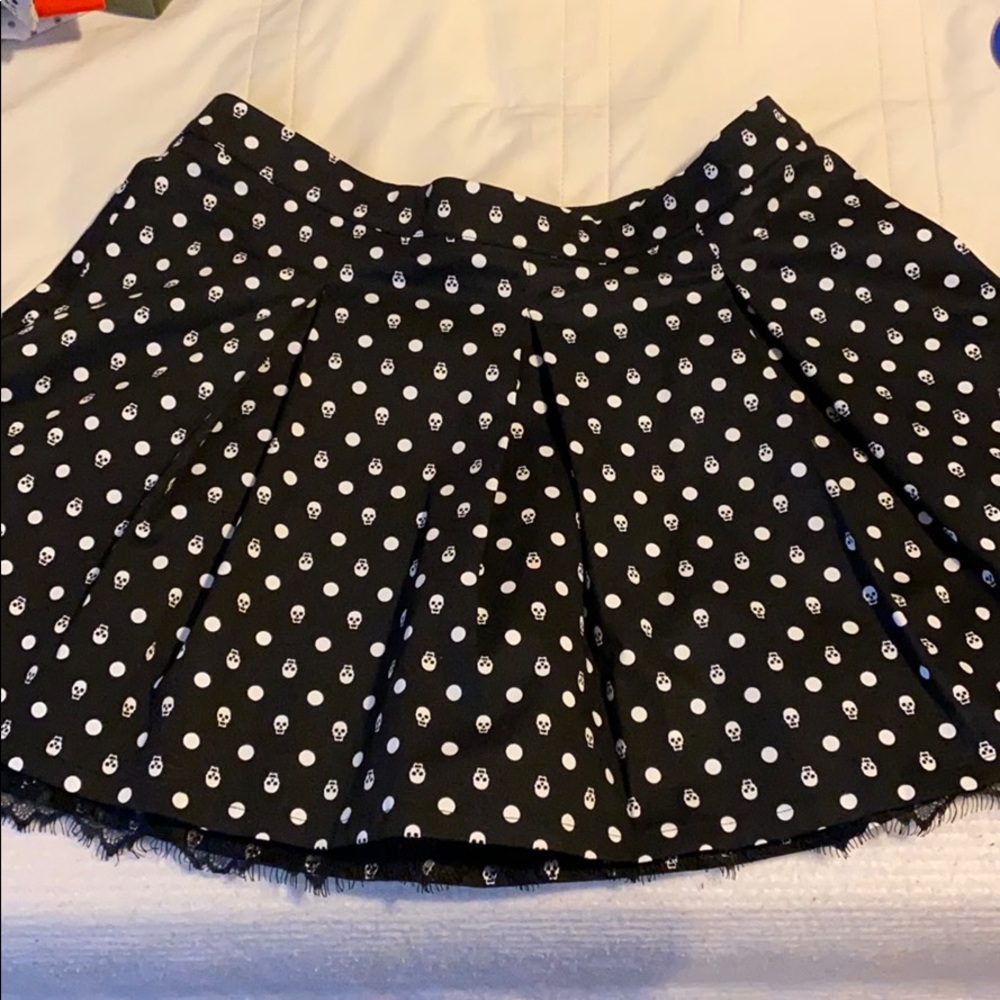 Hot Topic Skull Polka Dot Skirt Medium